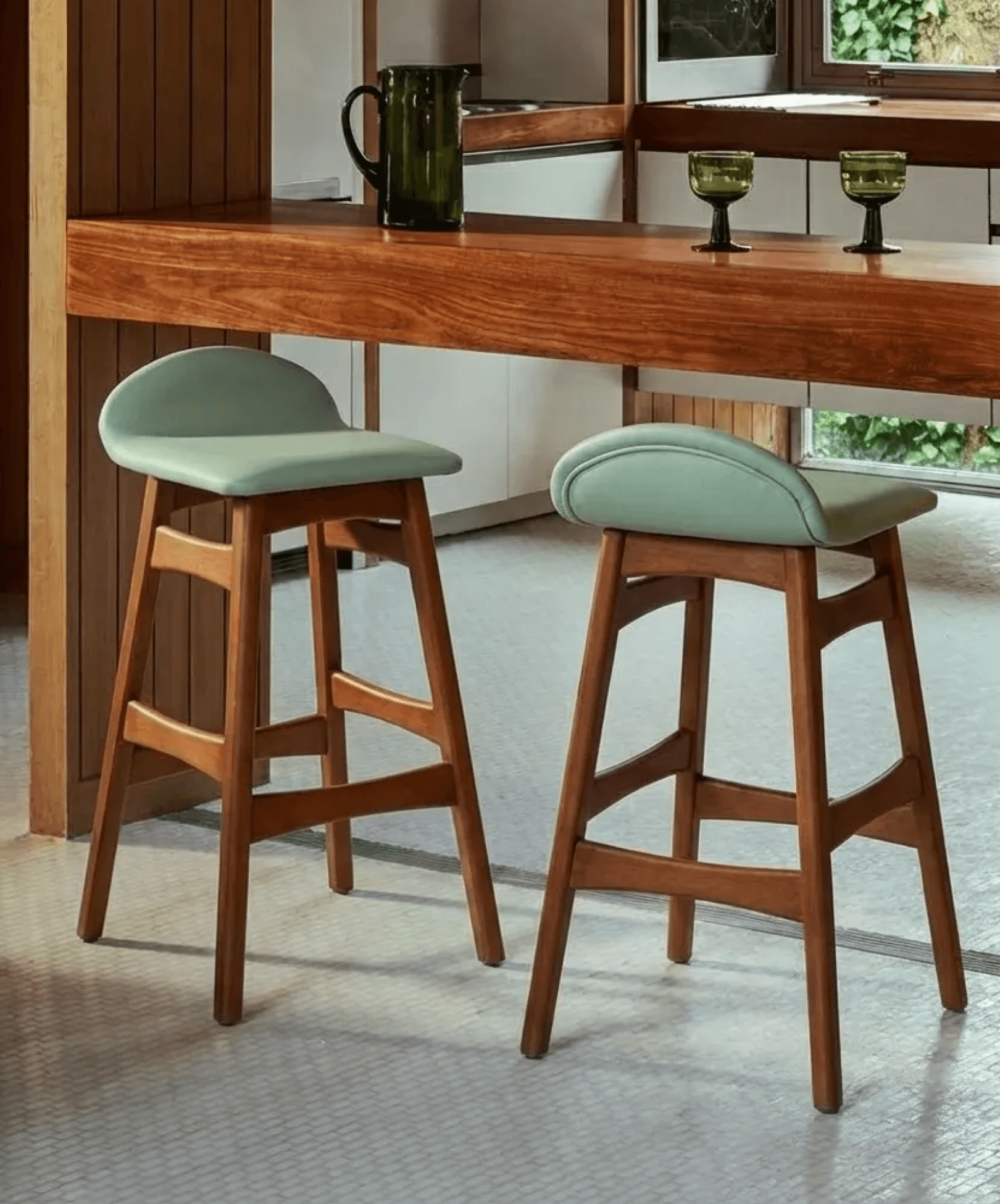 Bar Stool Manufacturer